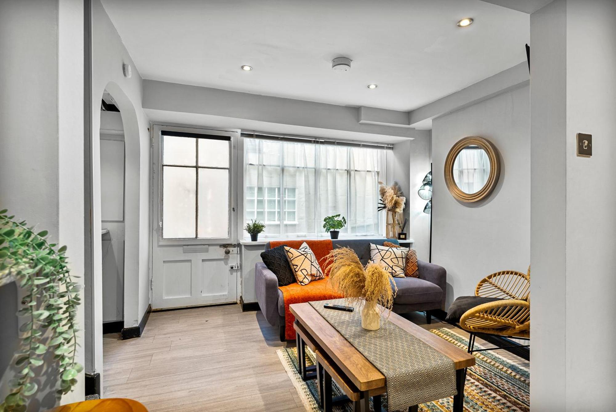 30 Percent Off! Elegant Cottage Of Whitby - Sleeps 5 ภายนอก รูปภาพ