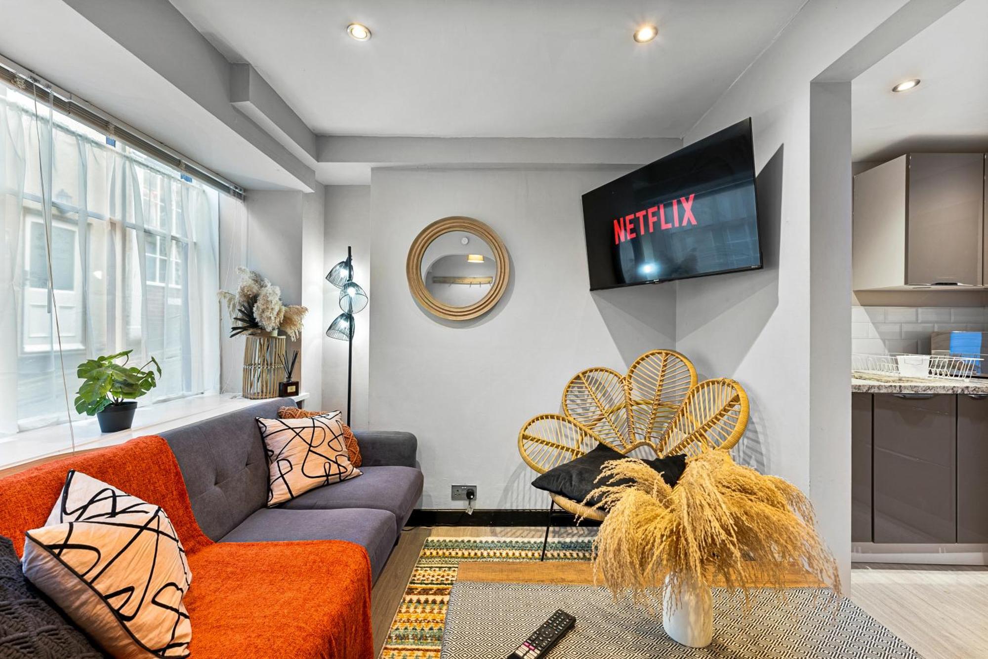 30 Percent Off! Elegant Cottage Of Whitby - Sleeps 5 ภายนอก รูปภาพ