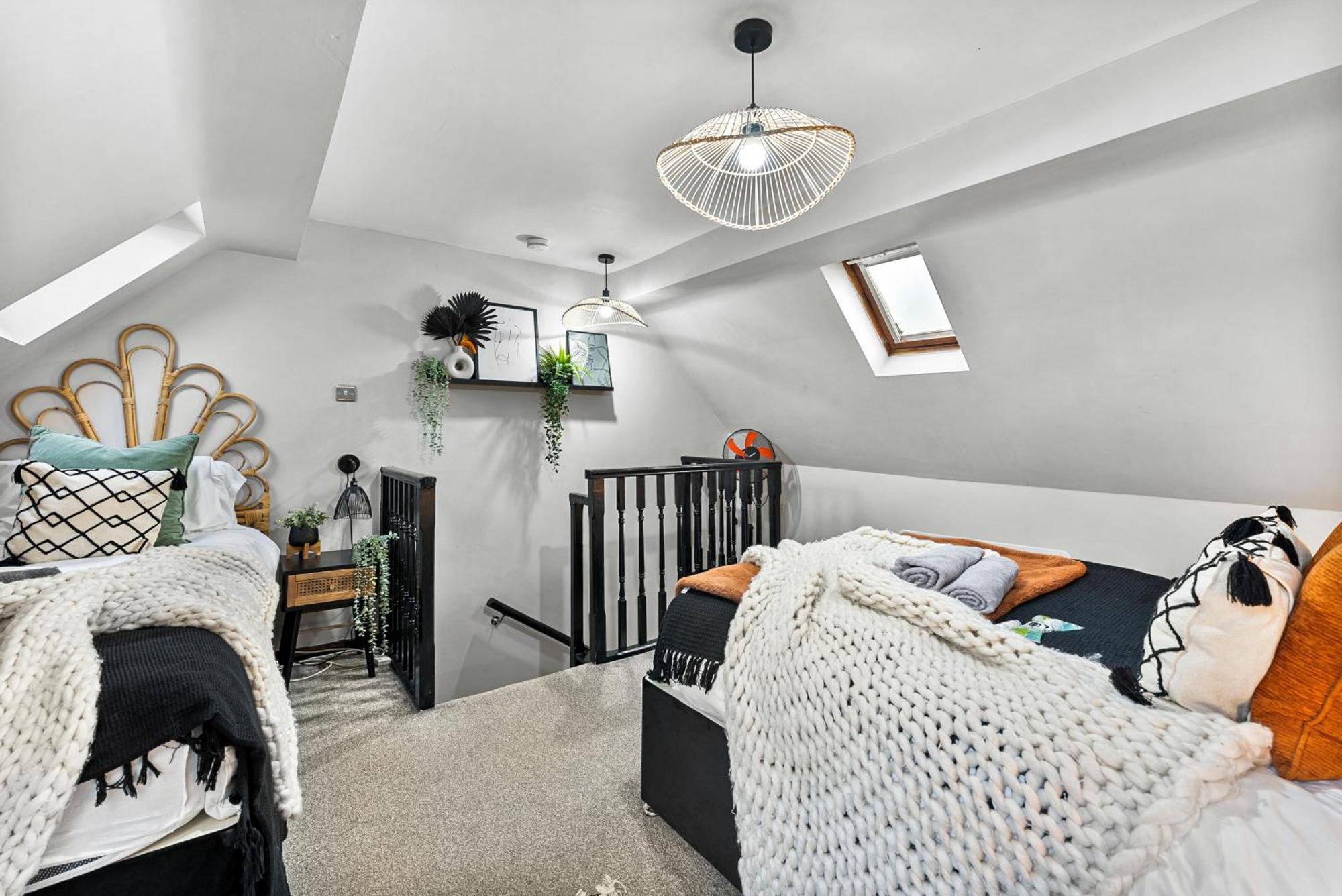 30 Percent Off! Elegant Cottage Of Whitby - Sleeps 5 ภายนอก รูปภาพ